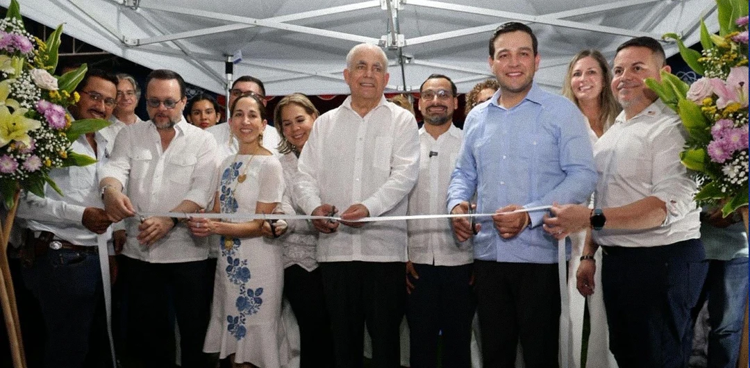 El Embajador Kevin Cabrera dice presente en la Feria Internacional de David